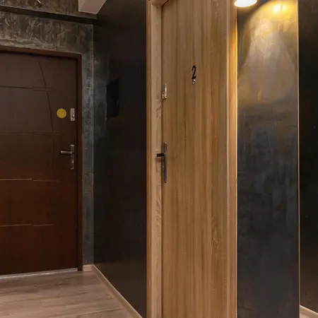 Bright Close To The Center Of By Rent Like Апартаменты