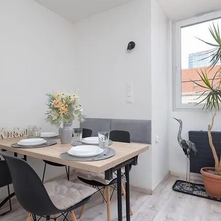 Bright Close To The Center Of By Rent Like * Katowice