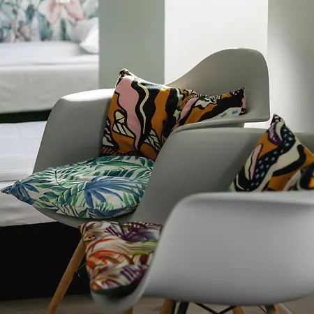 Apartament Bright Close To The Center Of By Rent Like *