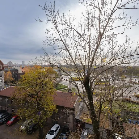 Bright Close To The Center Of By Rent Like * קטוביץ