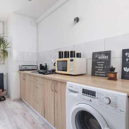 Bright Close To The Center Of By Rent Like Апартаменты *