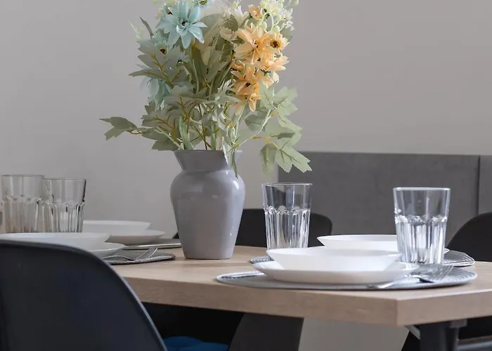 דירה Bright Close To The Center Of By Rent Like קטוביץ