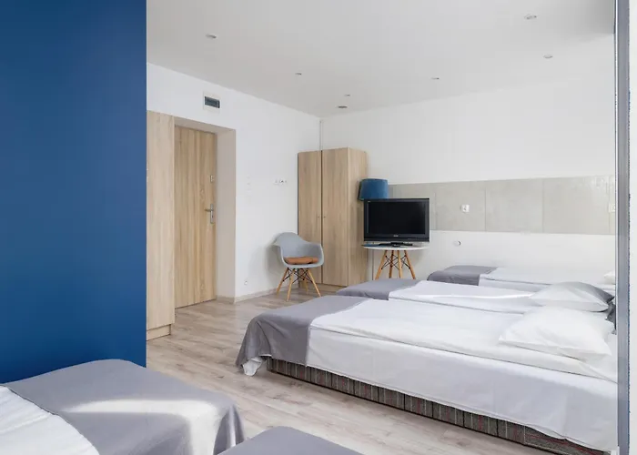 Bright Close To The Center Of By Rent Like קטוביץ